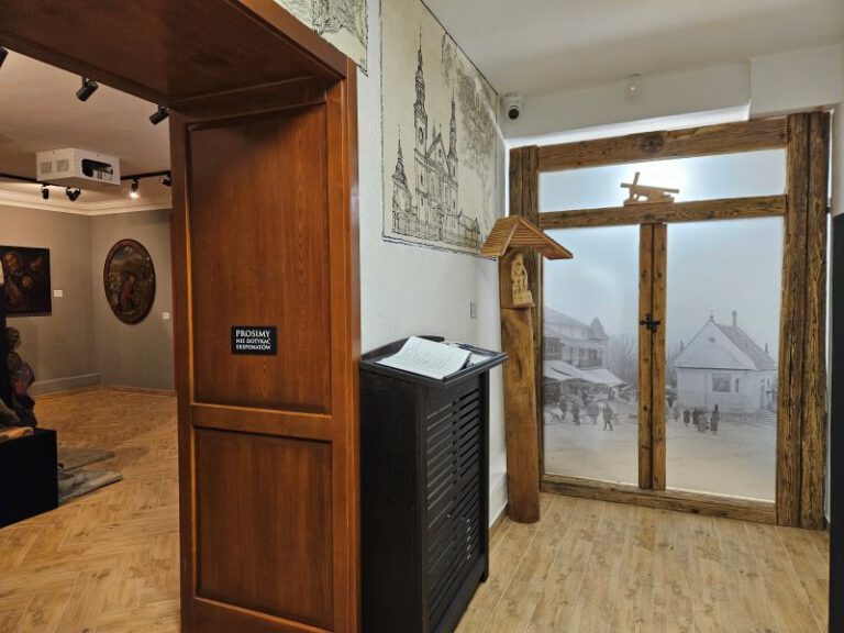 Księga Pamiątkowa – wspólnie tworzymy historię…